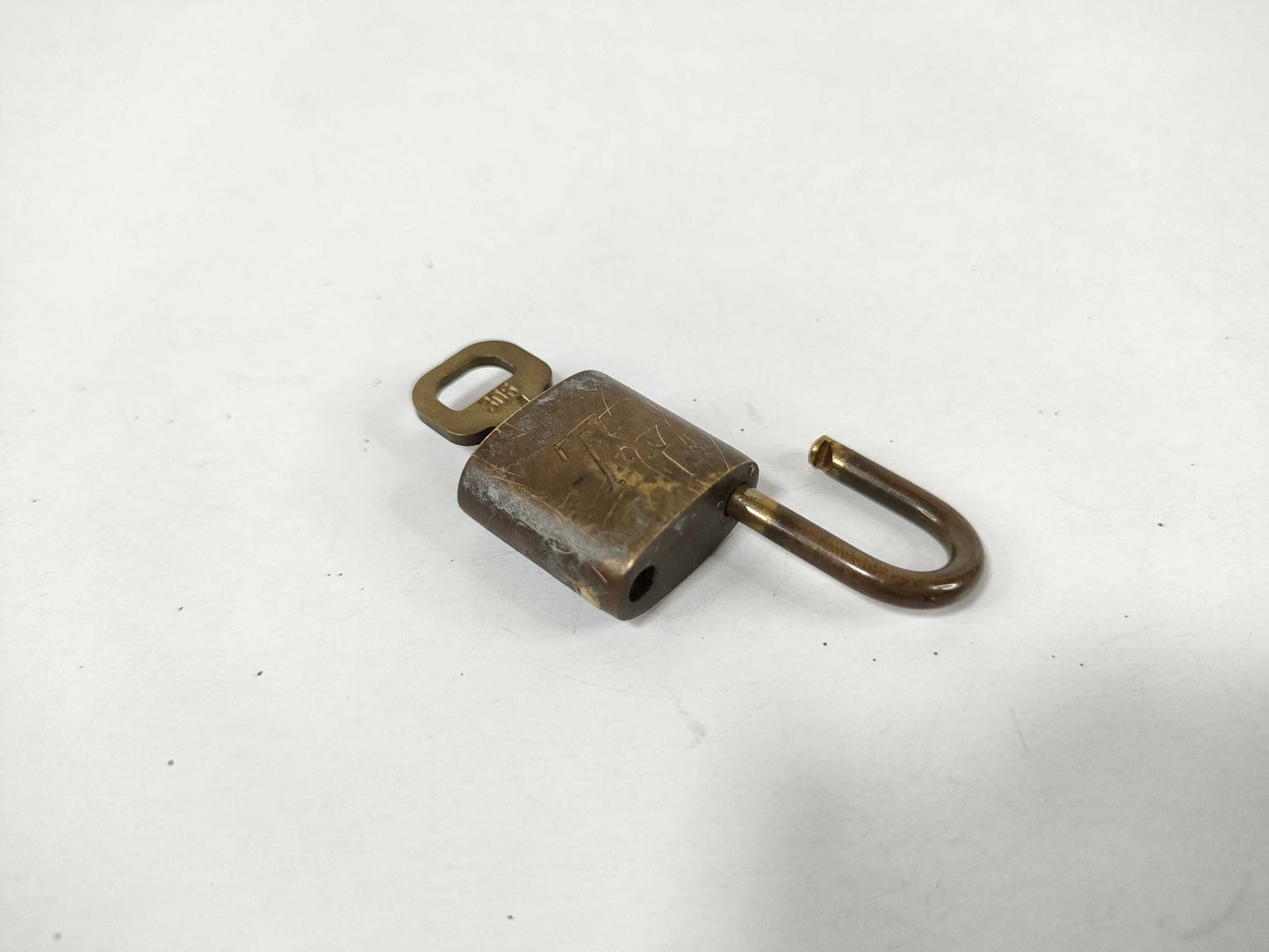LOUIS VUITTON Padlock Set