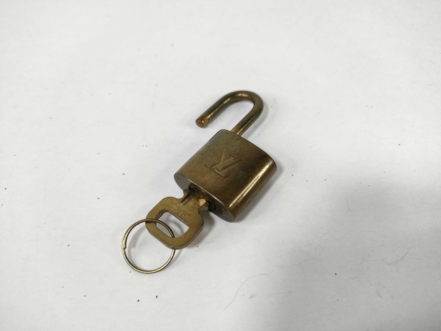LOUIS VUITTON Padlock Set