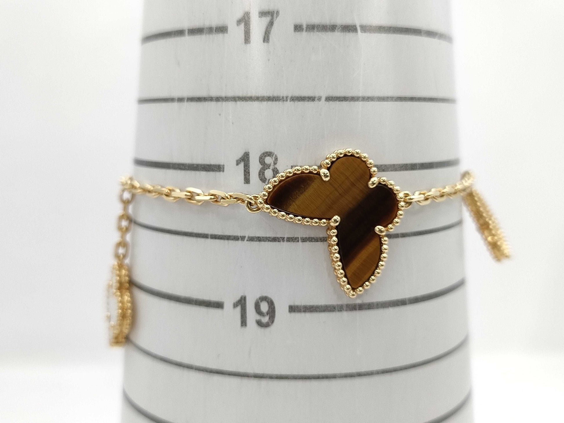 Van Cleef&Arpels Lucky Alhambra Multi 4P Motif YG Au750 13.2g Bracelet Bangle