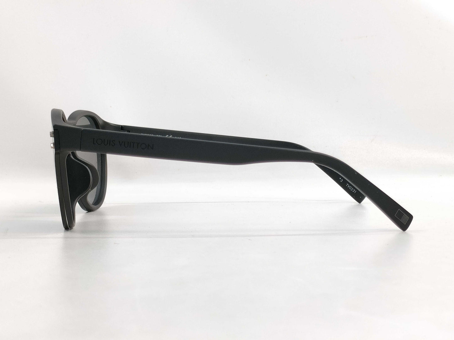 LOUIS VUITTON Z1333E Sunglasses/Glasses