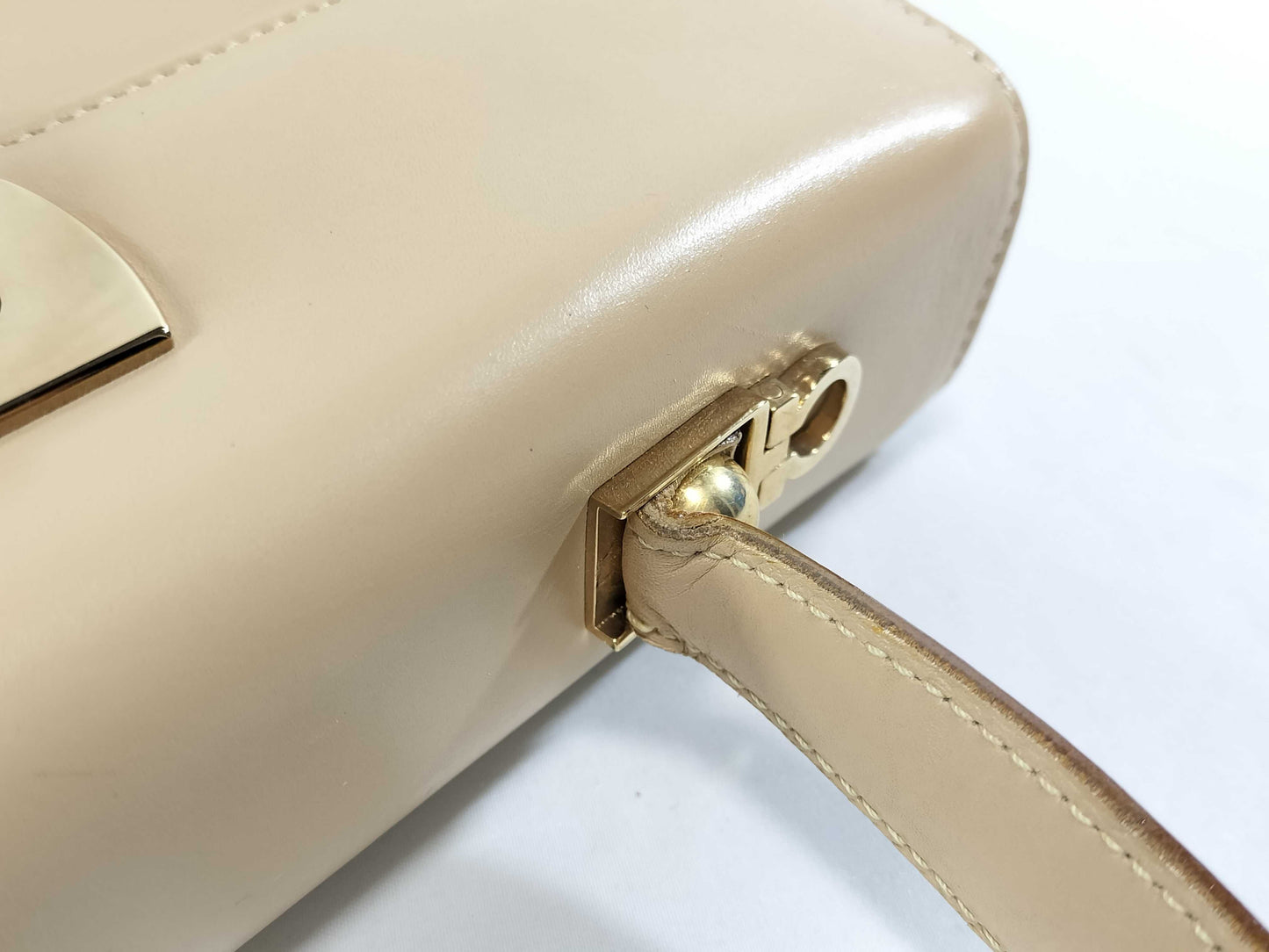 Salvatore Ferragamo Gancini Handbag, Camel Beige, 2-Way Handbag