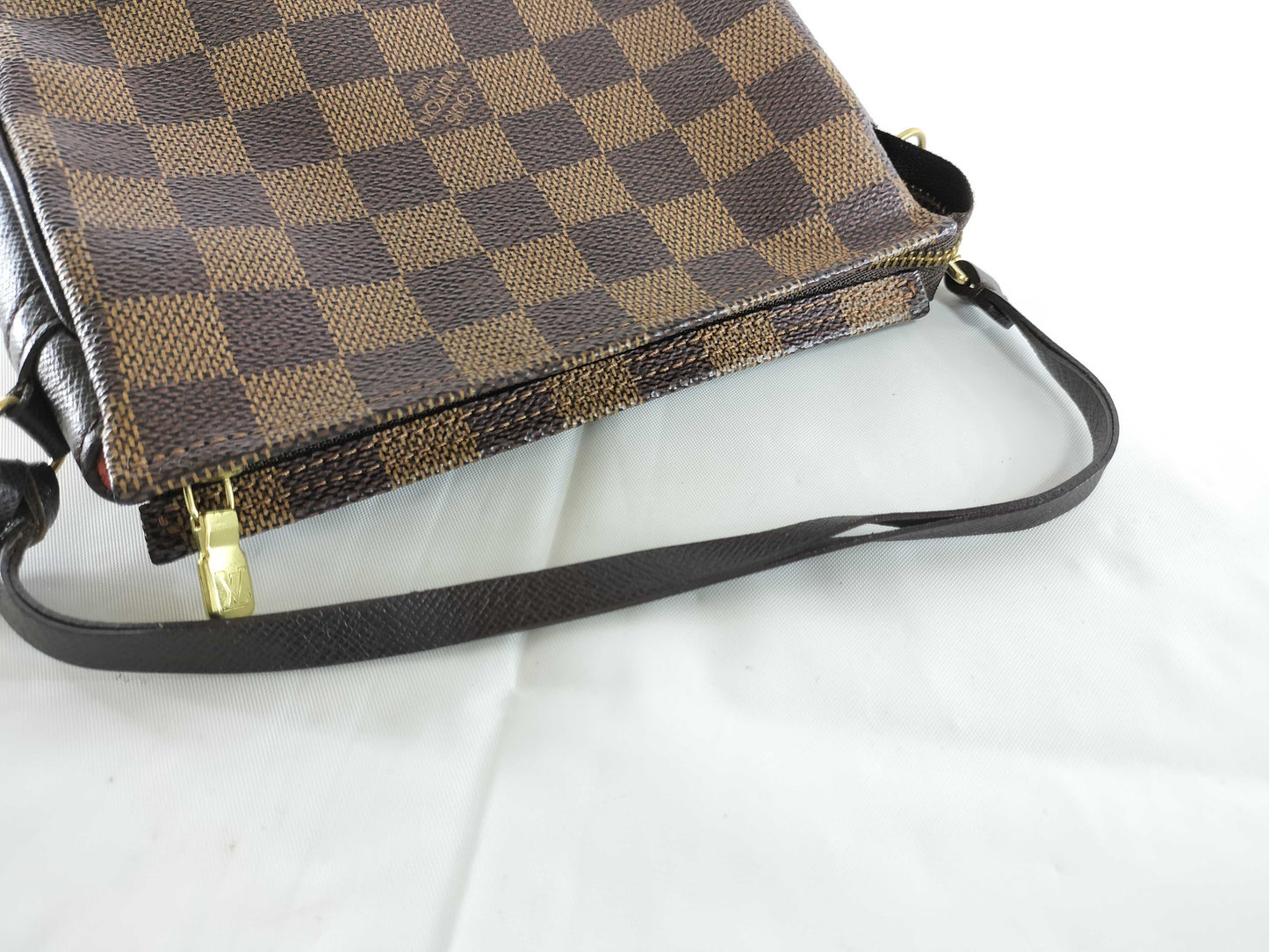 LOUIS VUITTON Damier Truss Makeup Pouch