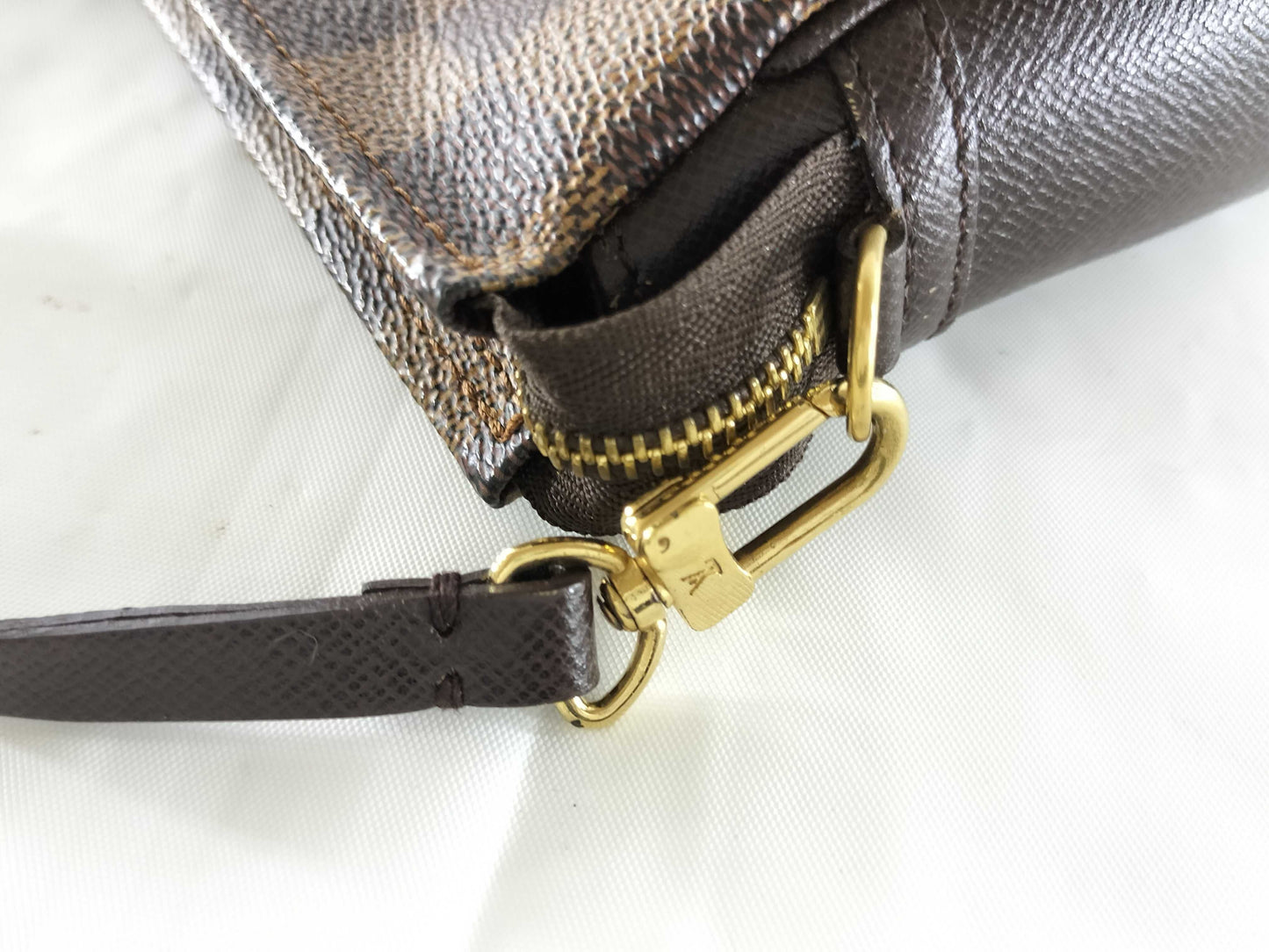 LOUIS VUITTON Damier Truss Makeup Pouch