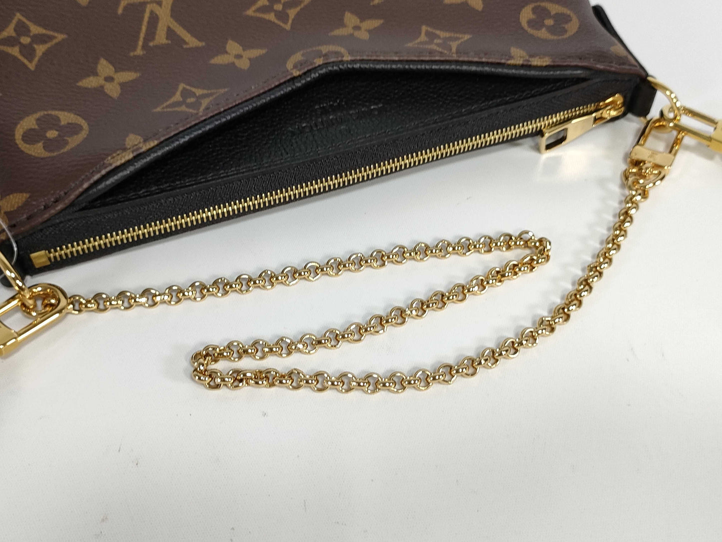 LOUIS VUITTON Monogram M41639 Pallas Chain Shoulder Bag