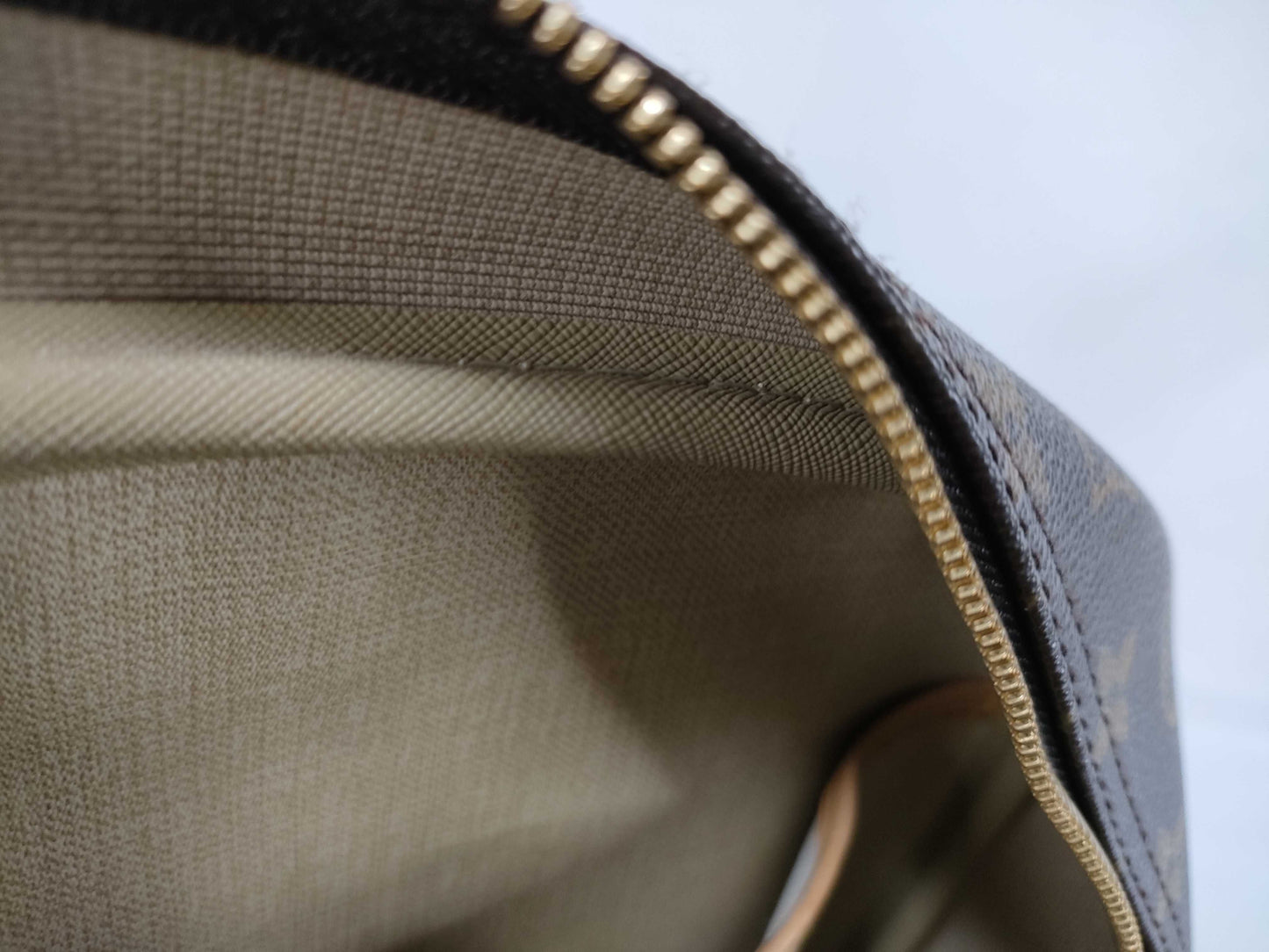 LOUIS VUITTON Monogram M47270 Deauville Handbag