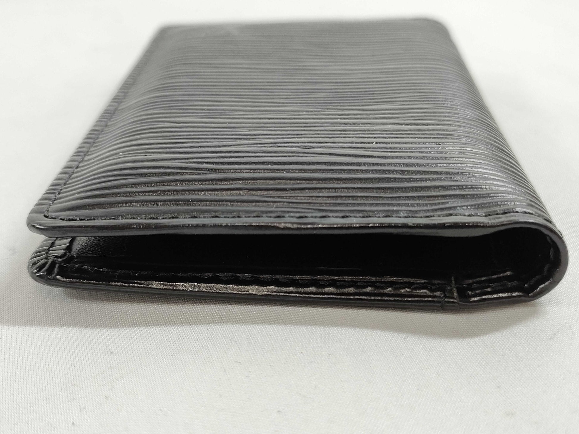 LOUIS VUITTON Epi Card Case Wallet