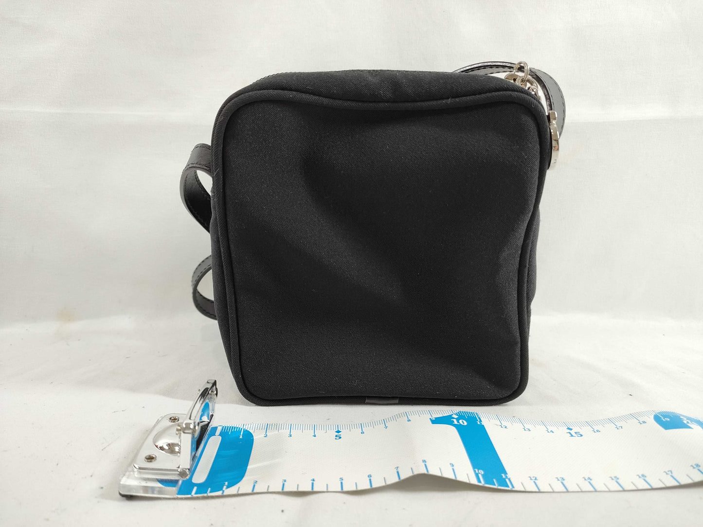 Salvatore Ferragamo Mini Shoulder Bag AU-21 9384
