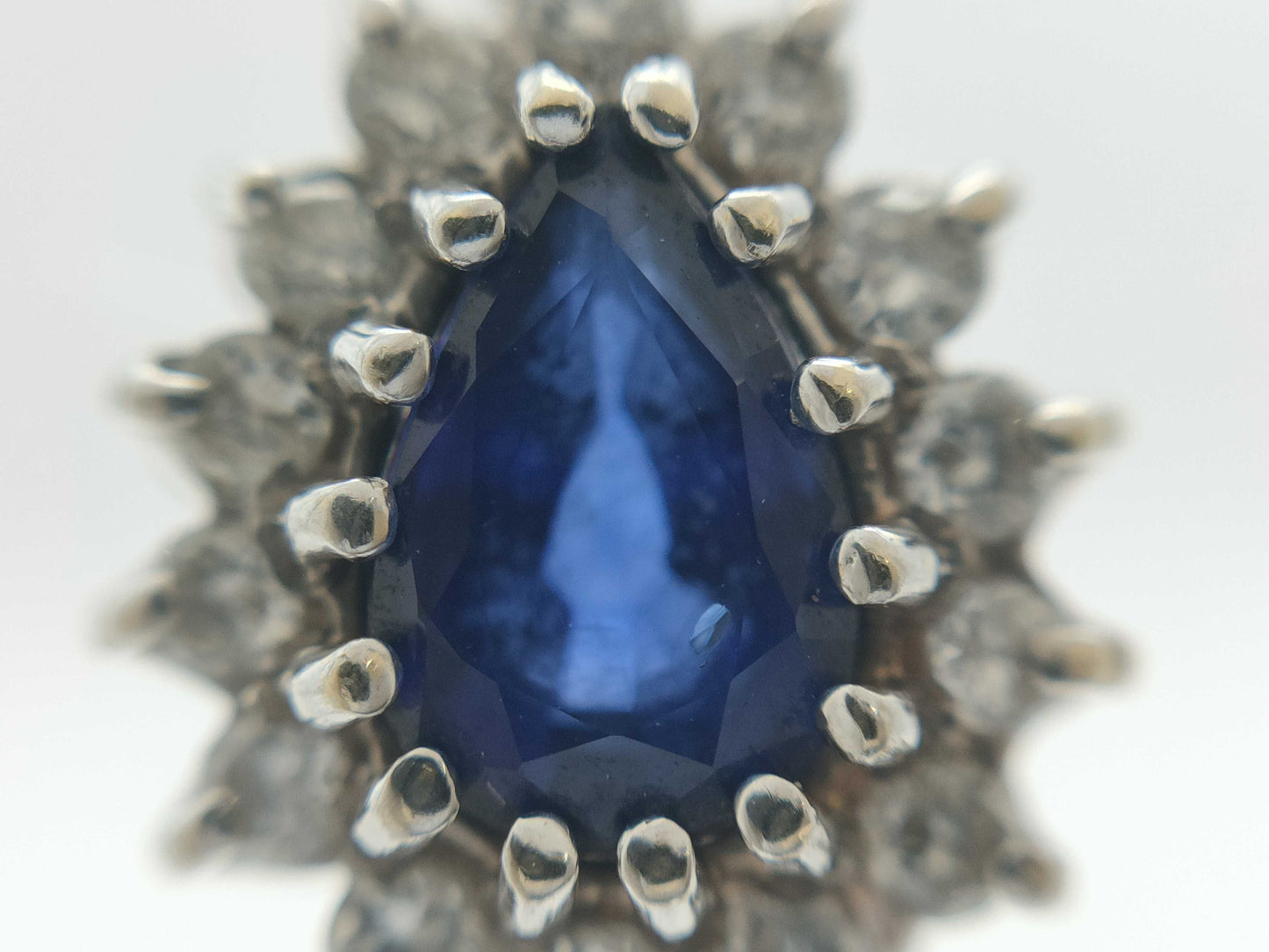 Sapphire and Diamond 750 2.5g Necklace