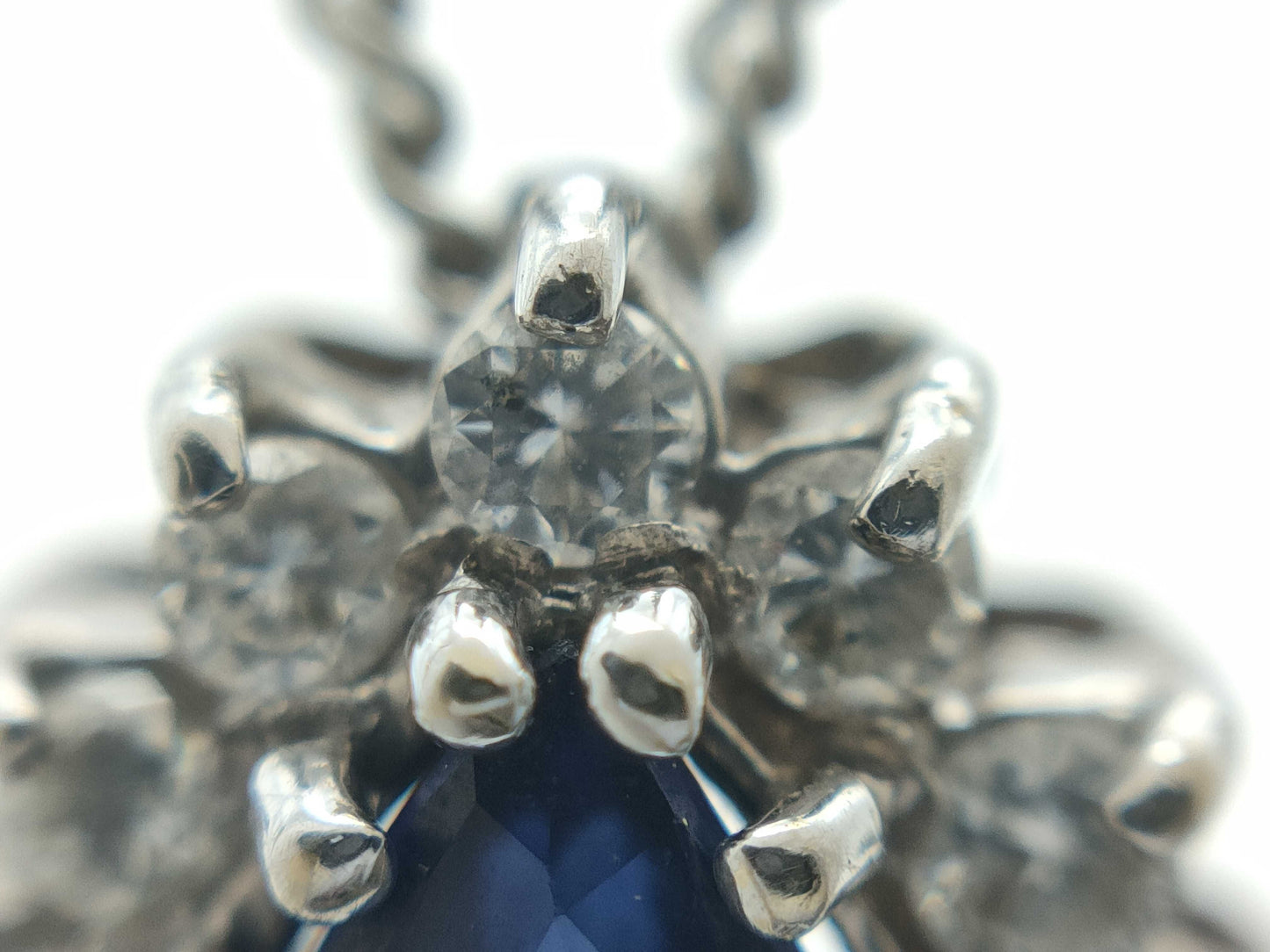 Sapphire and Diamond 750 2.5g Necklace