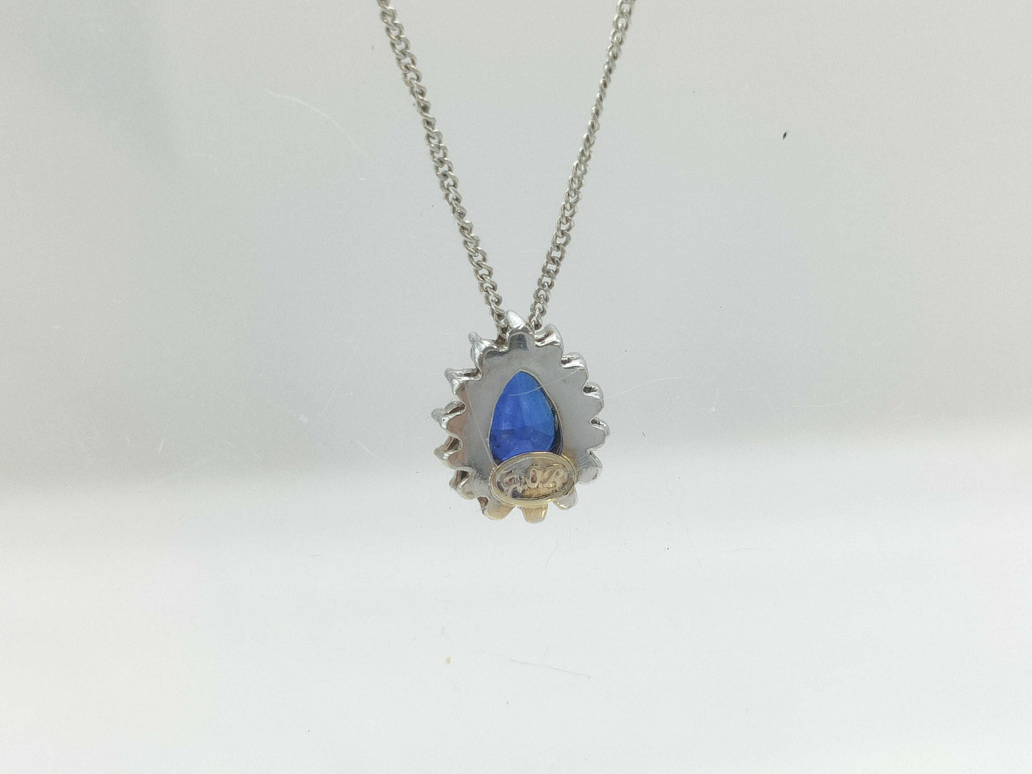 Sapphire and Diamond 750 2.5g Necklace