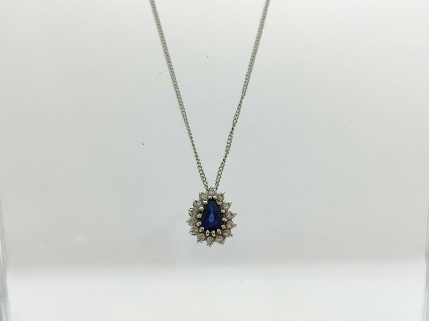 Sapphire and Diamond 750 2.5g Necklace