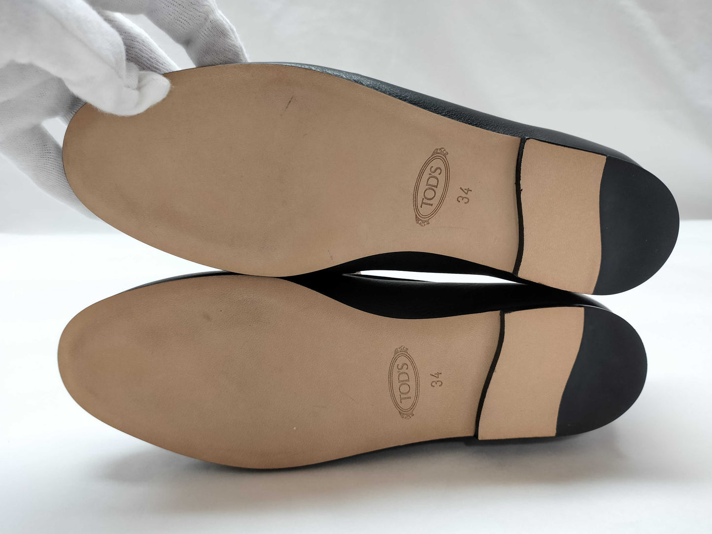 TODS TOD'S Black Pumps Pumps