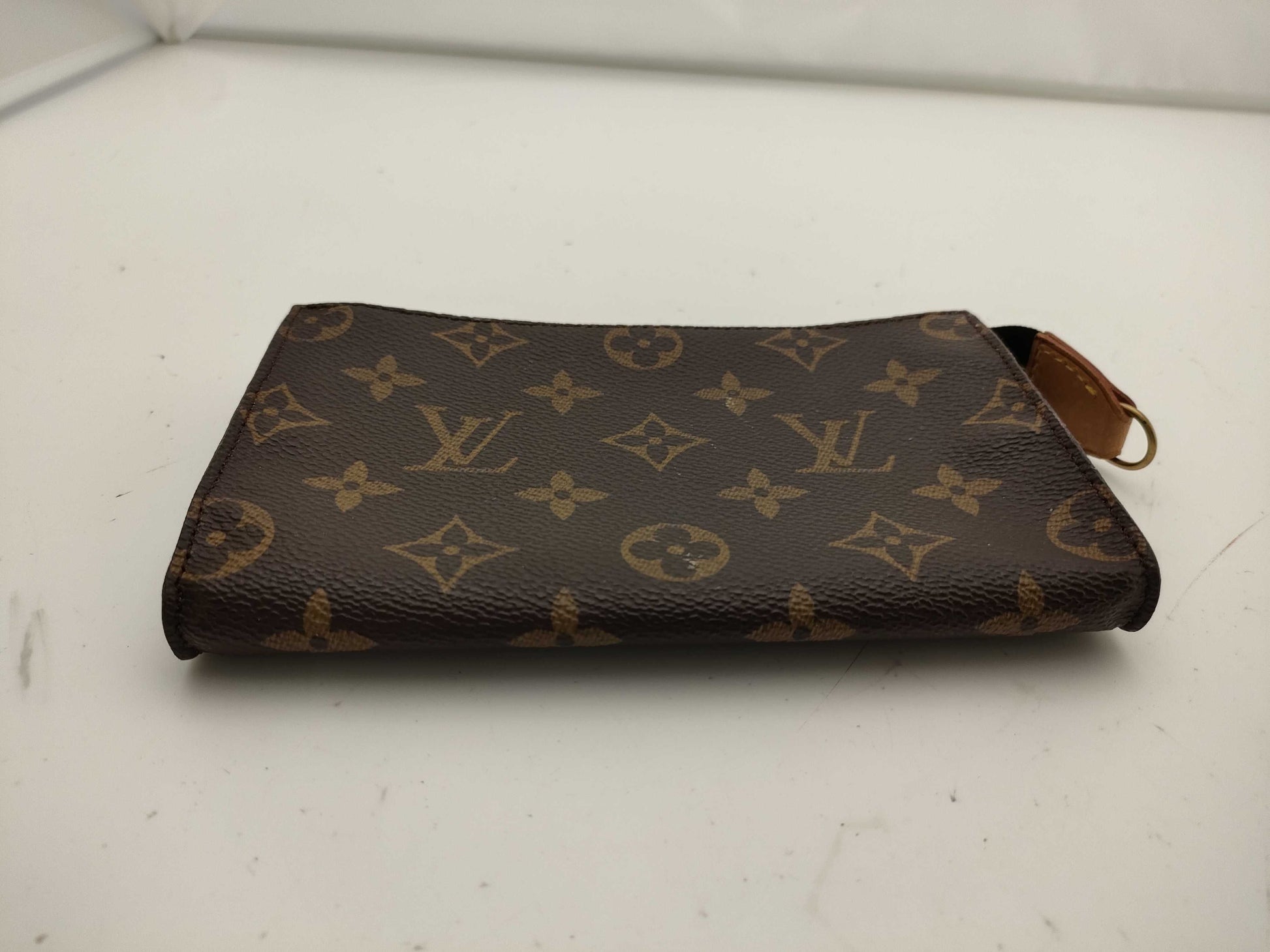 LOUIS VUITTON Monogram Bucket Pouch Pouch