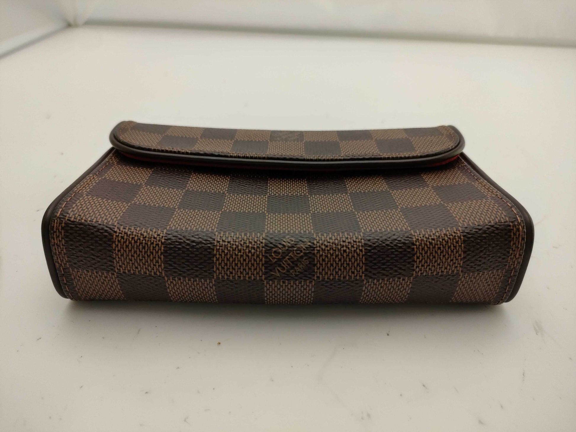 LOUIS VUITTON Damier Pochette Florentine Shoulder Bag