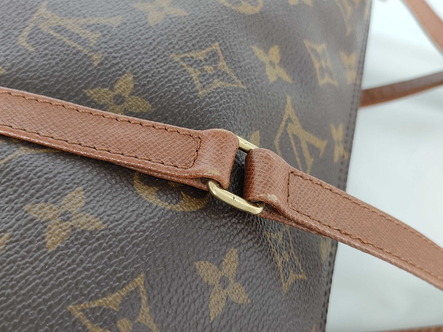 LOUIS VUITTON Monogram Old Papillon Handbag