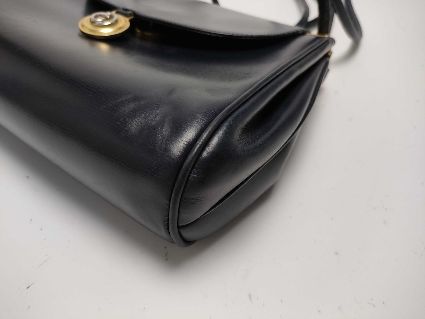 GUCCI Old Calfskin One-Shoulder Navy Shoulder Bag