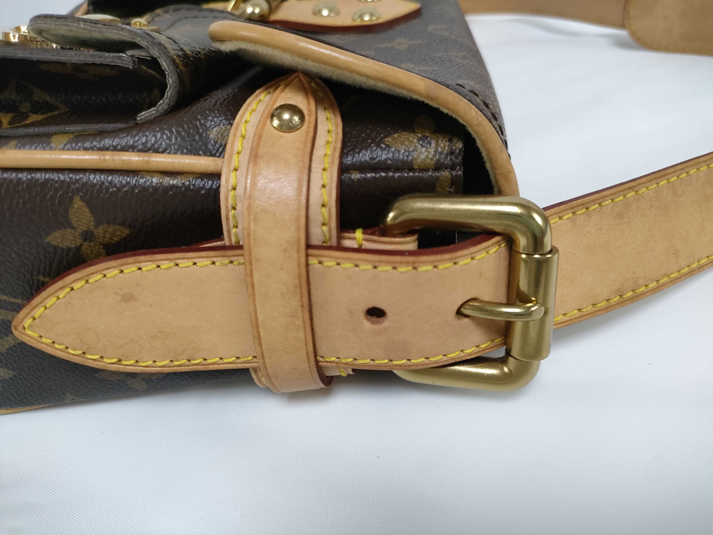 LOUIS VUITTON Monogram M40027 Hudson Shoulder Bag