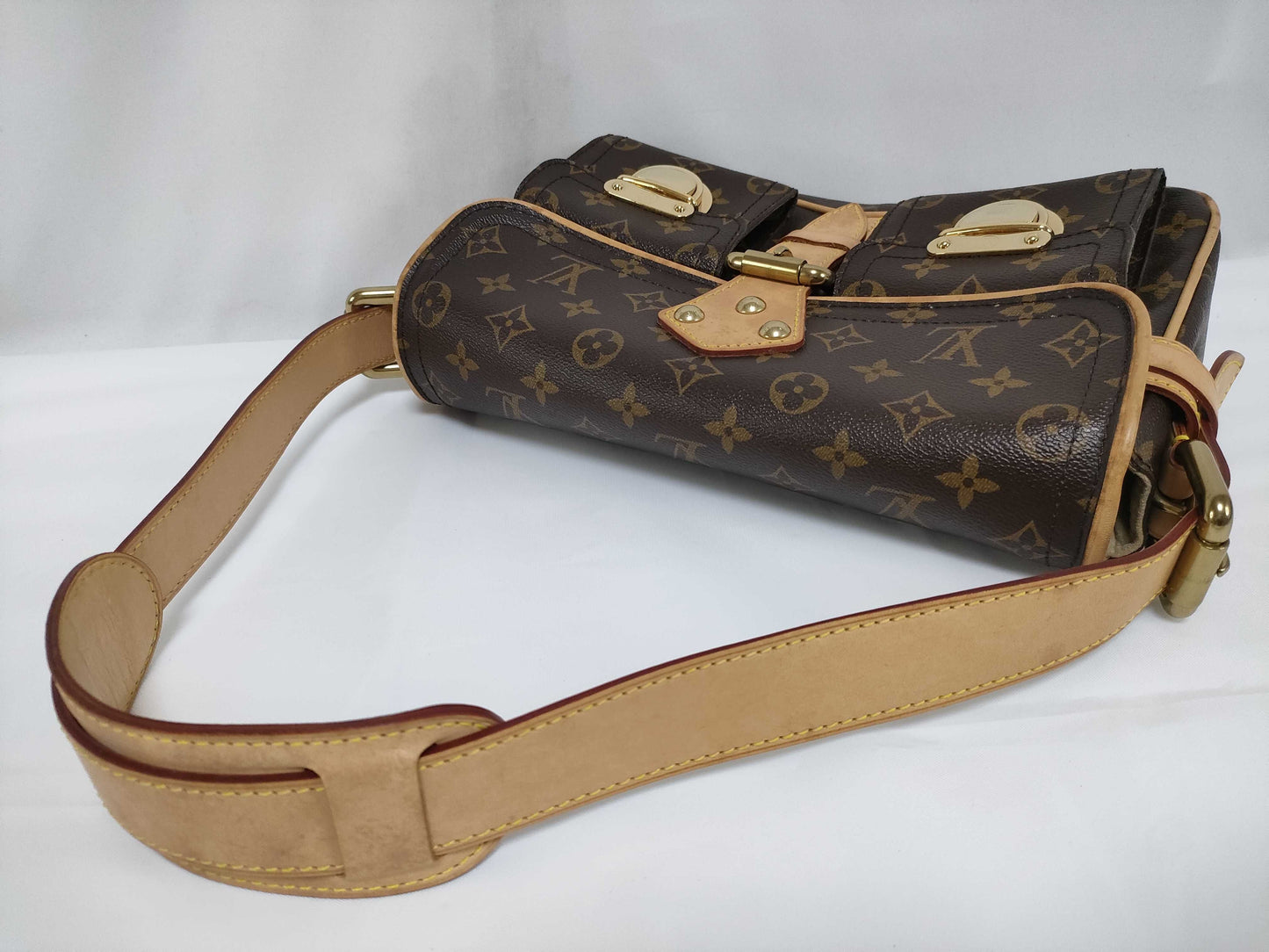 LOUIS VUITTON Monogram M40027 Hudson Shoulder Bag