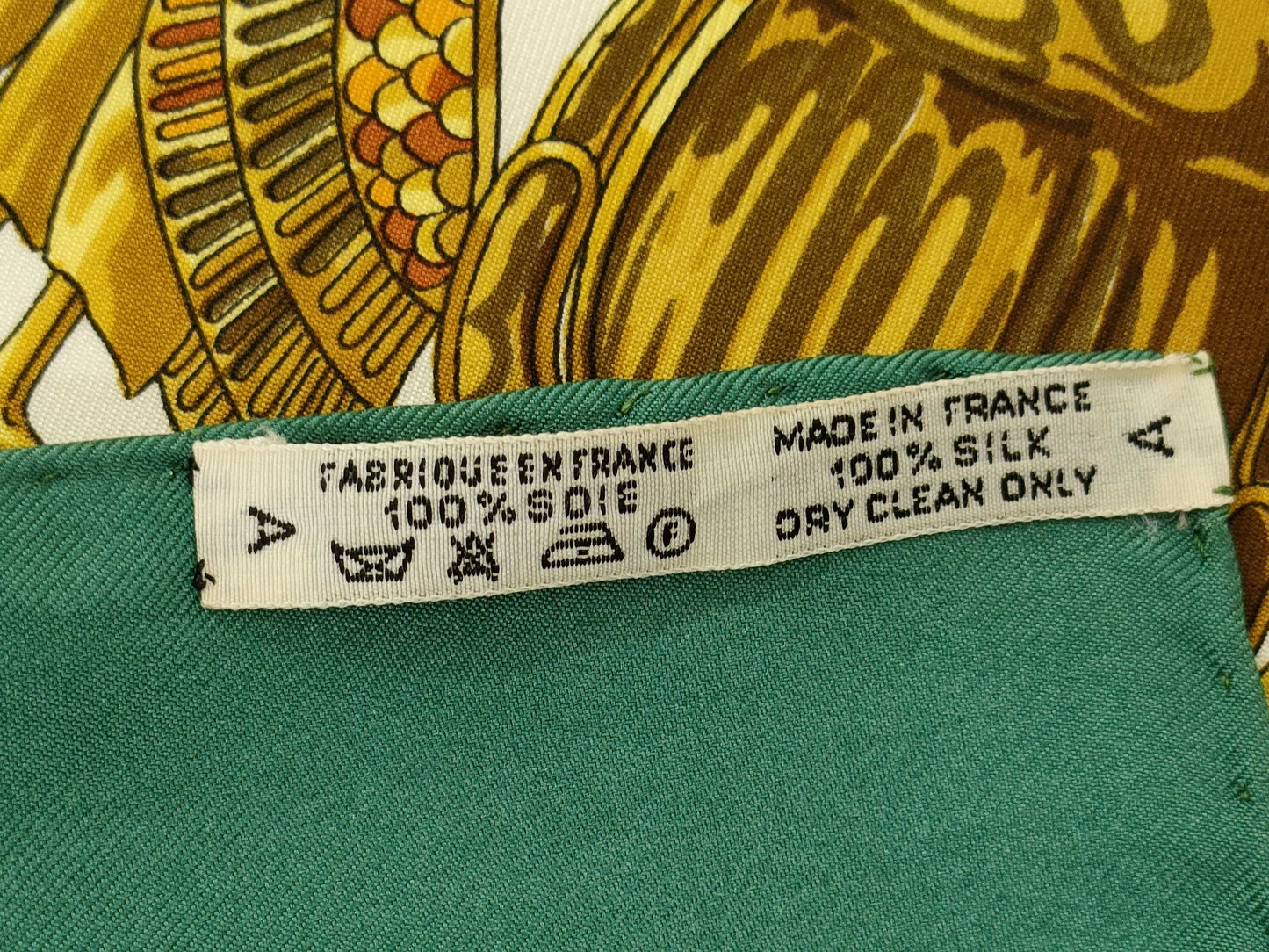 HERMES Carre 90 caty scarf