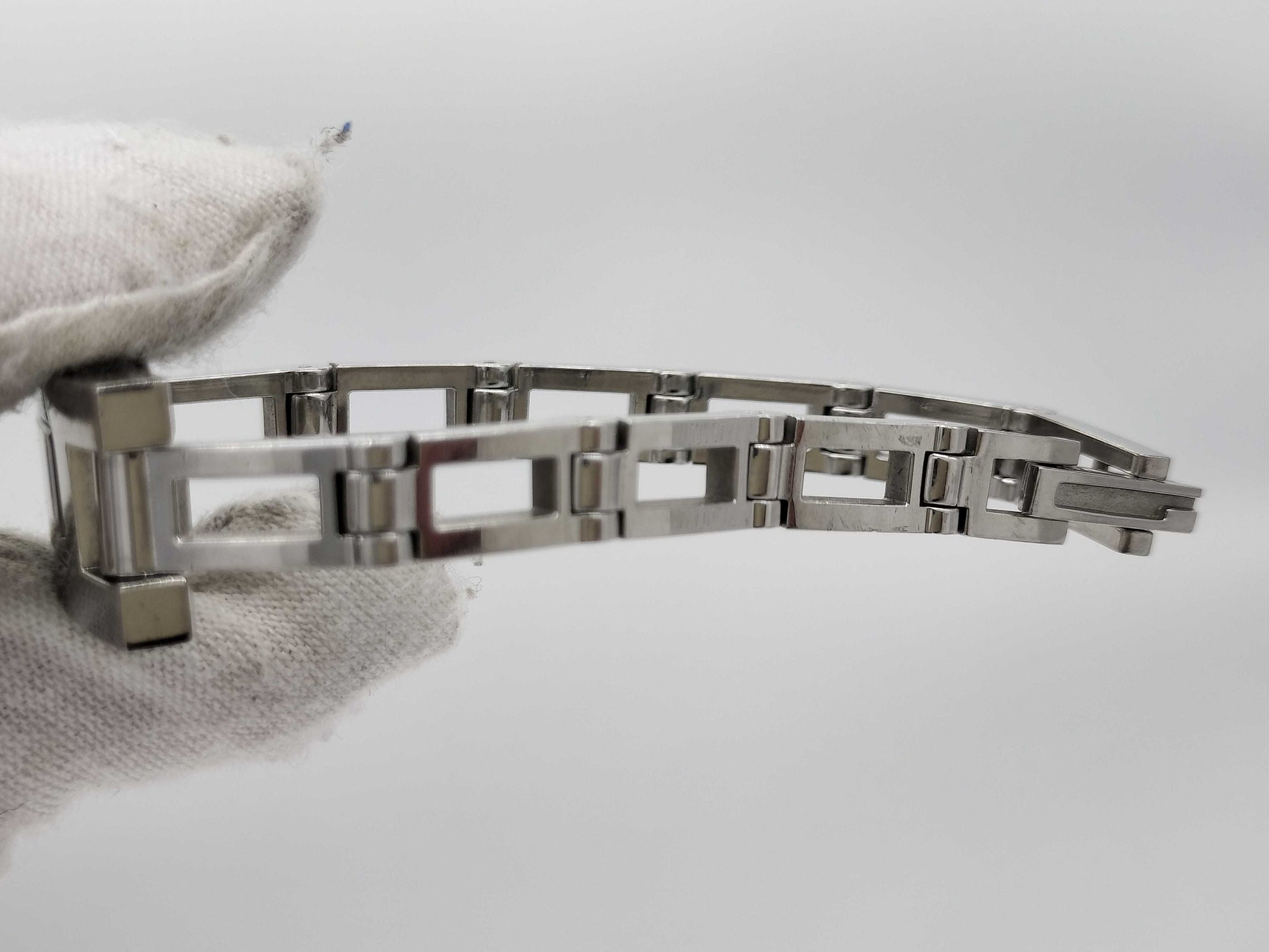 GUCCI 3900L Women's Watch