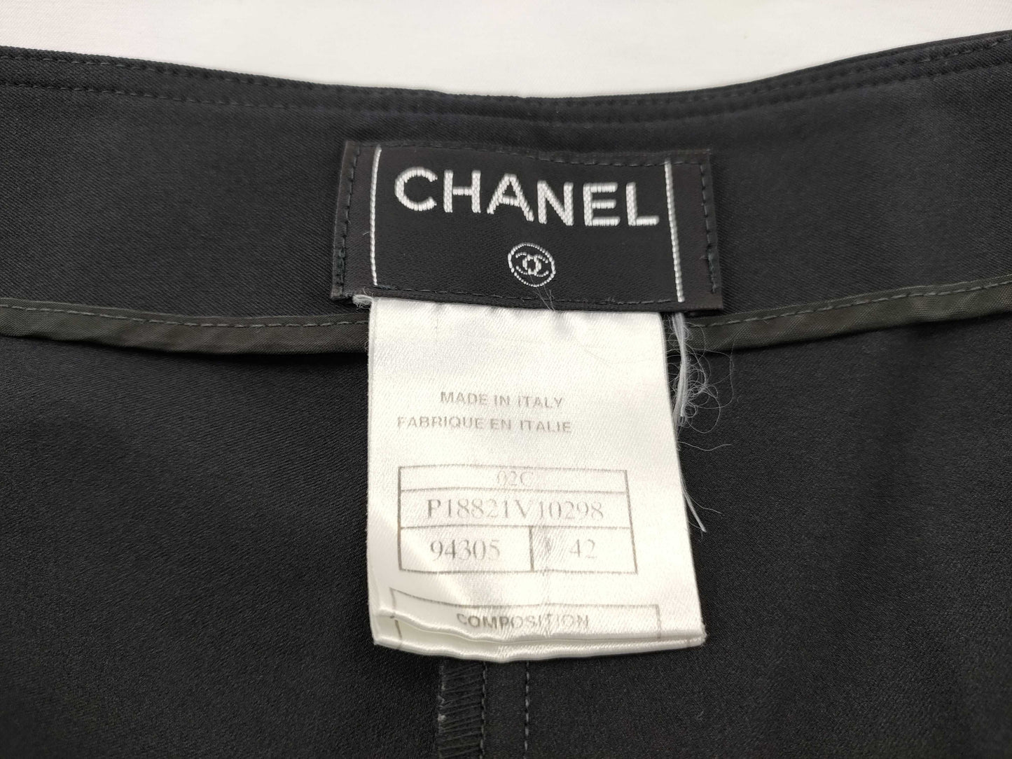 CHANEL 02c Shorts Pants