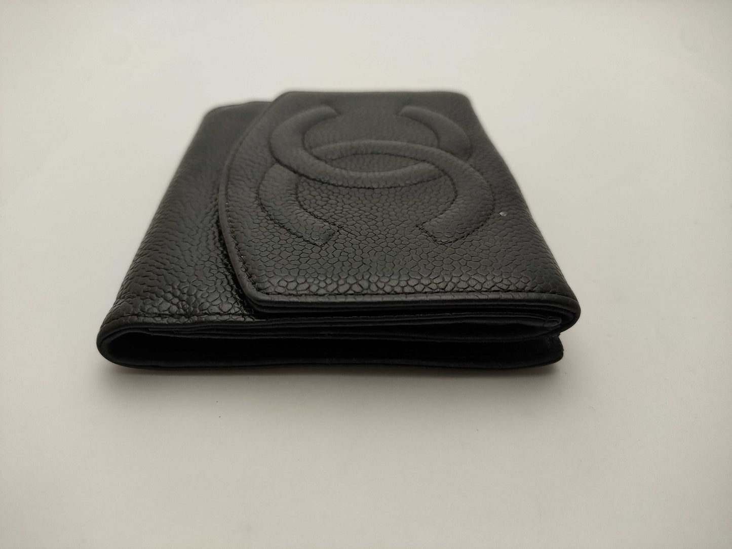 CHANEL Caviar Skin Wallet
