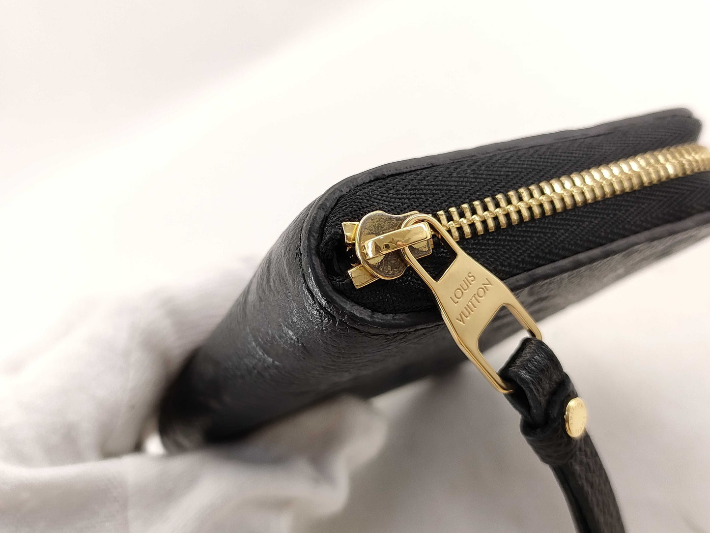LOUIS VUITTON Monogram Empreinte M60574 Monogram Empreinte Zippy Coin Purse