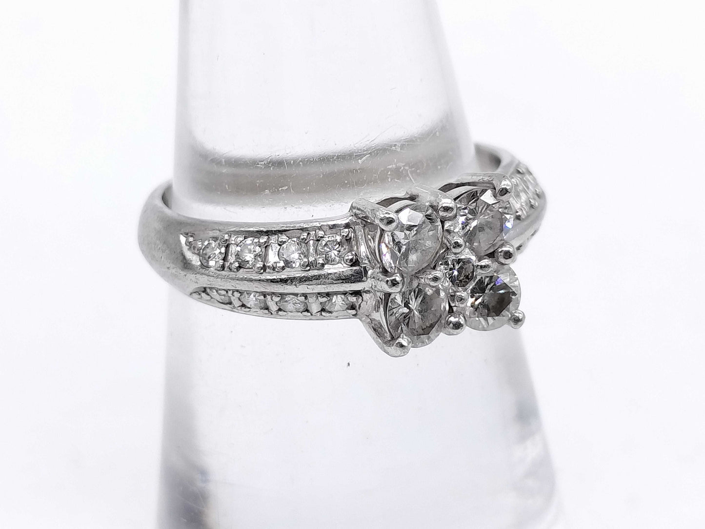 D0.76ct Pt900 4.2g Ring