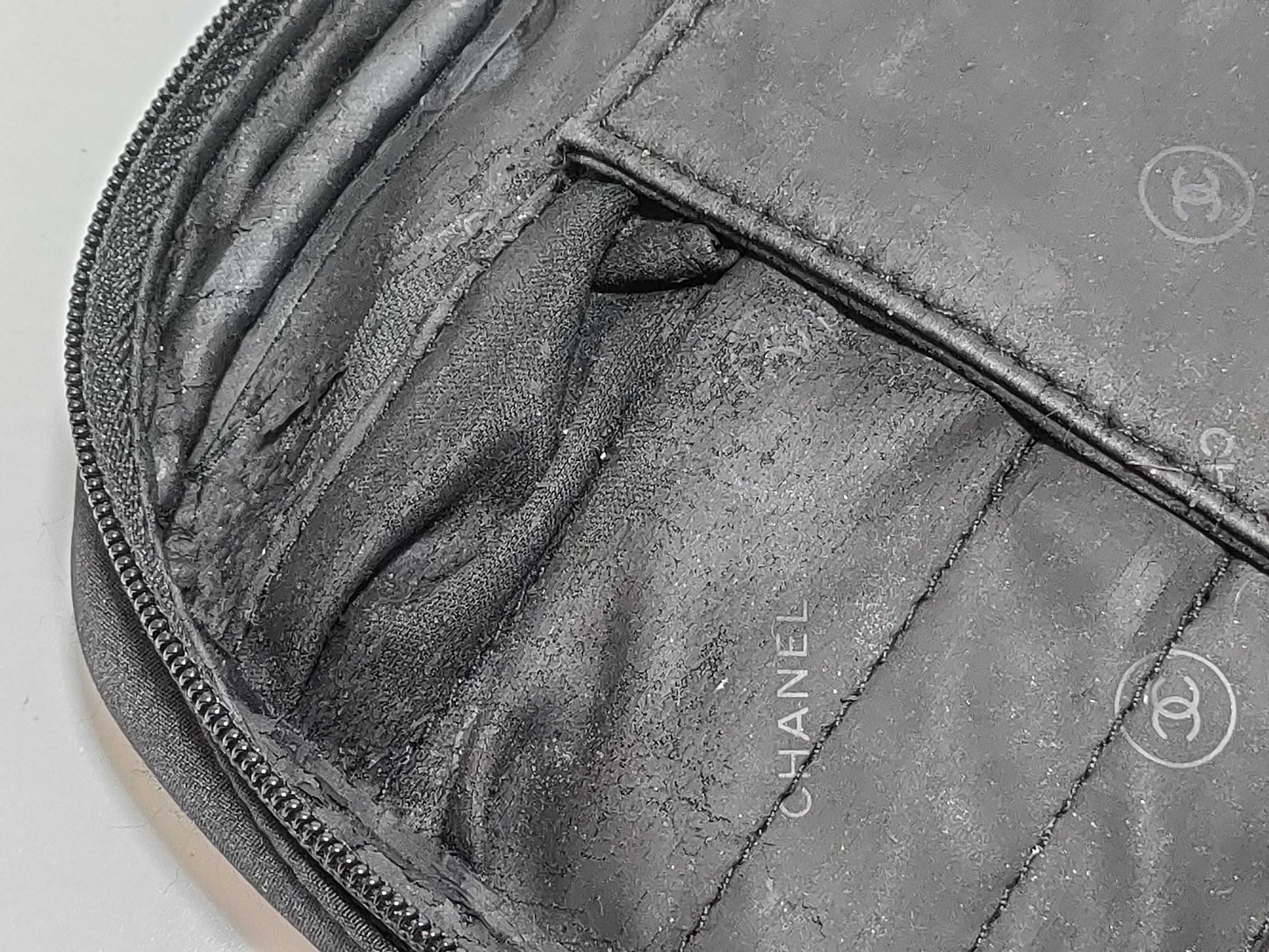 CHANEL LeSportsac Pouch 4-Piece Set