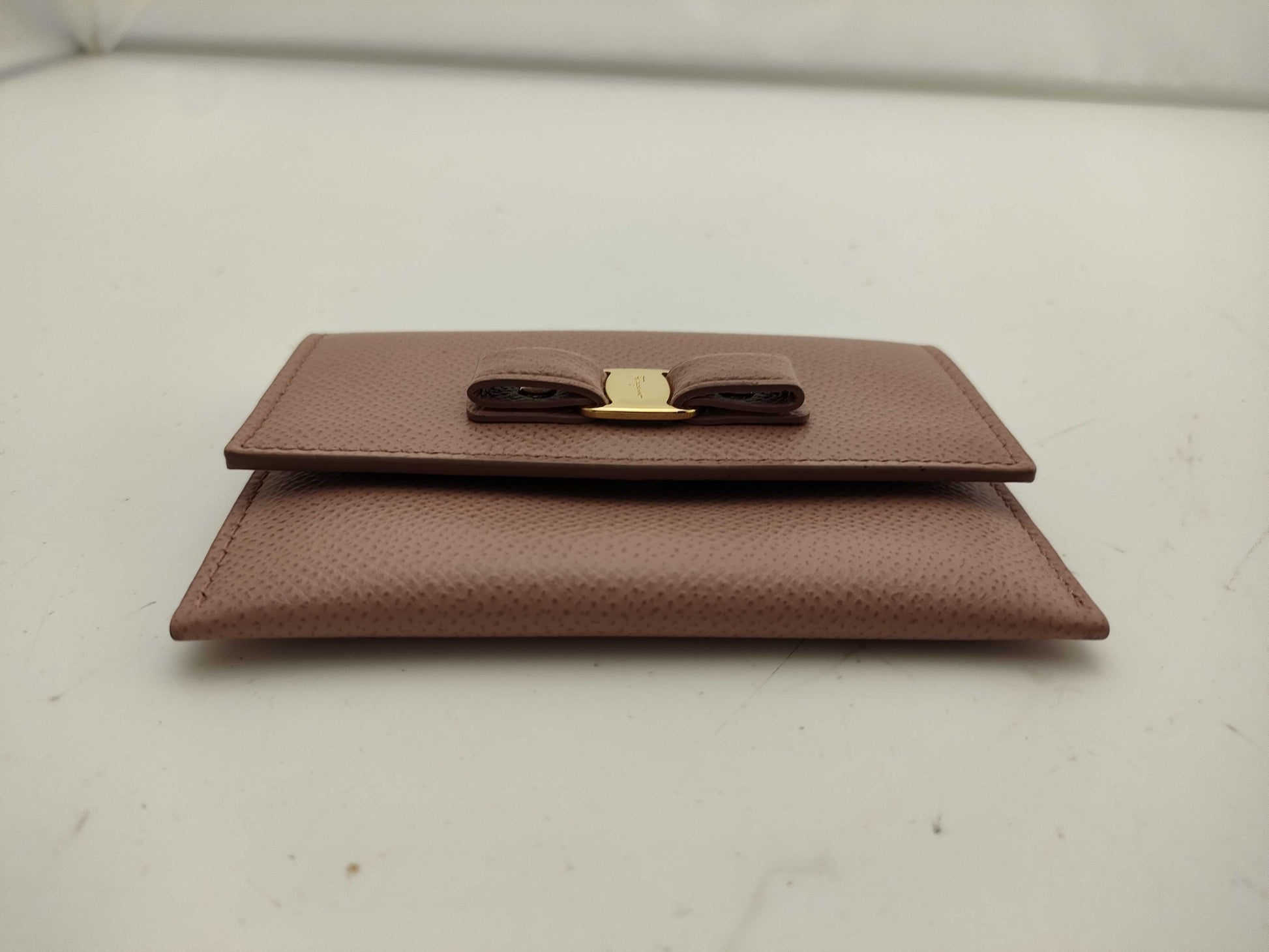 Salvatore Ferragamo Vara Card Case, Pink. Card Case, Pass Case, Business Card Case.
