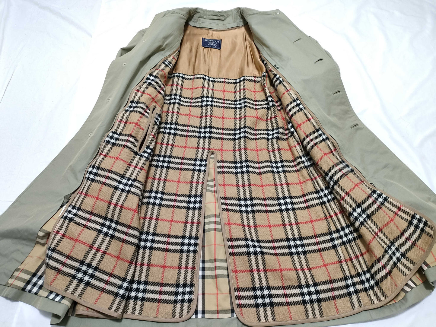 BURBERRY Nova Check Trench Coat with Inner