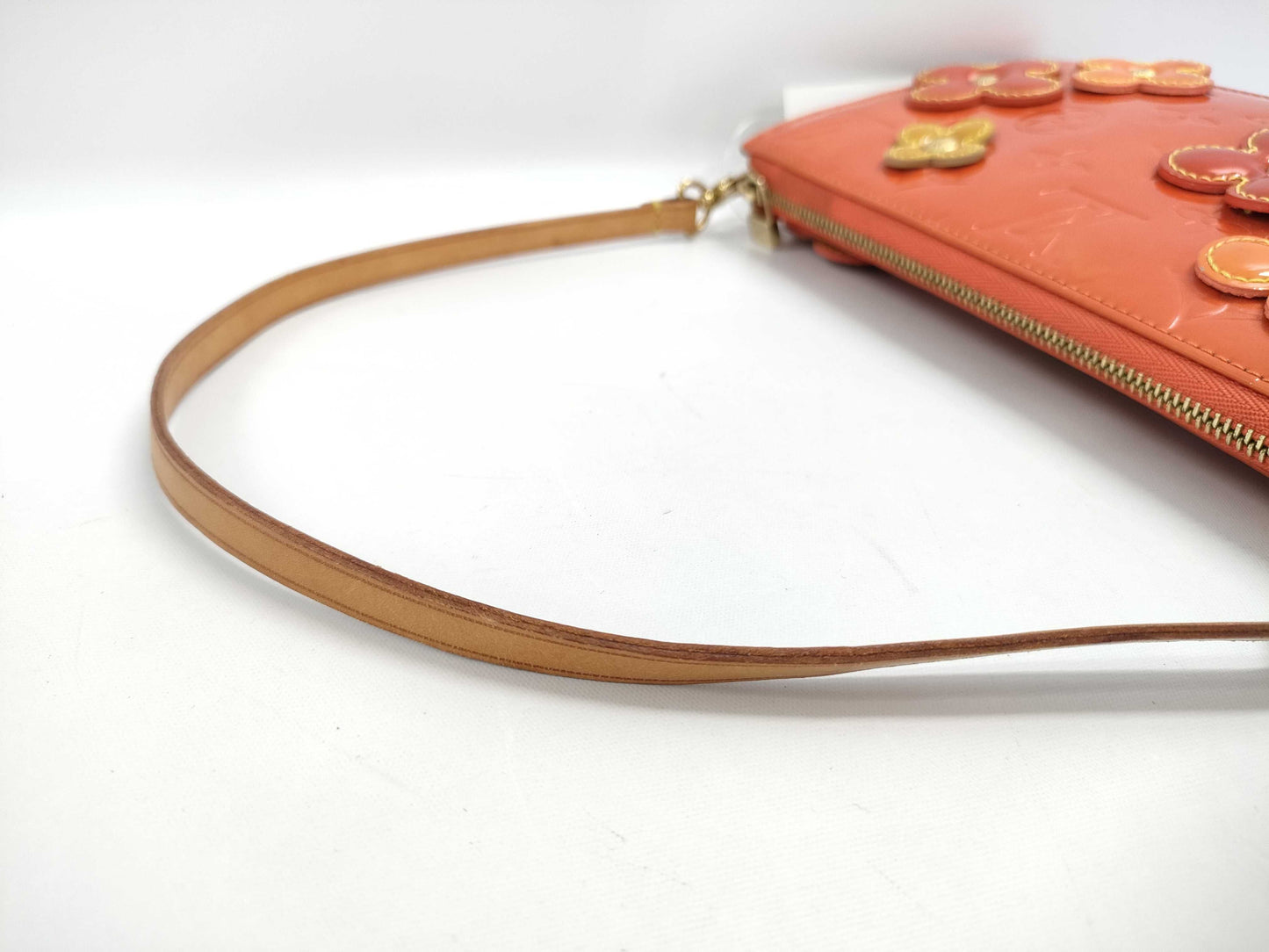 LOUIS VUITTON Vernis Flower Lexington Pouch