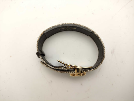 LOUIS VUITTON Monogram Good Luck Bracelet Bracelet/Bangle