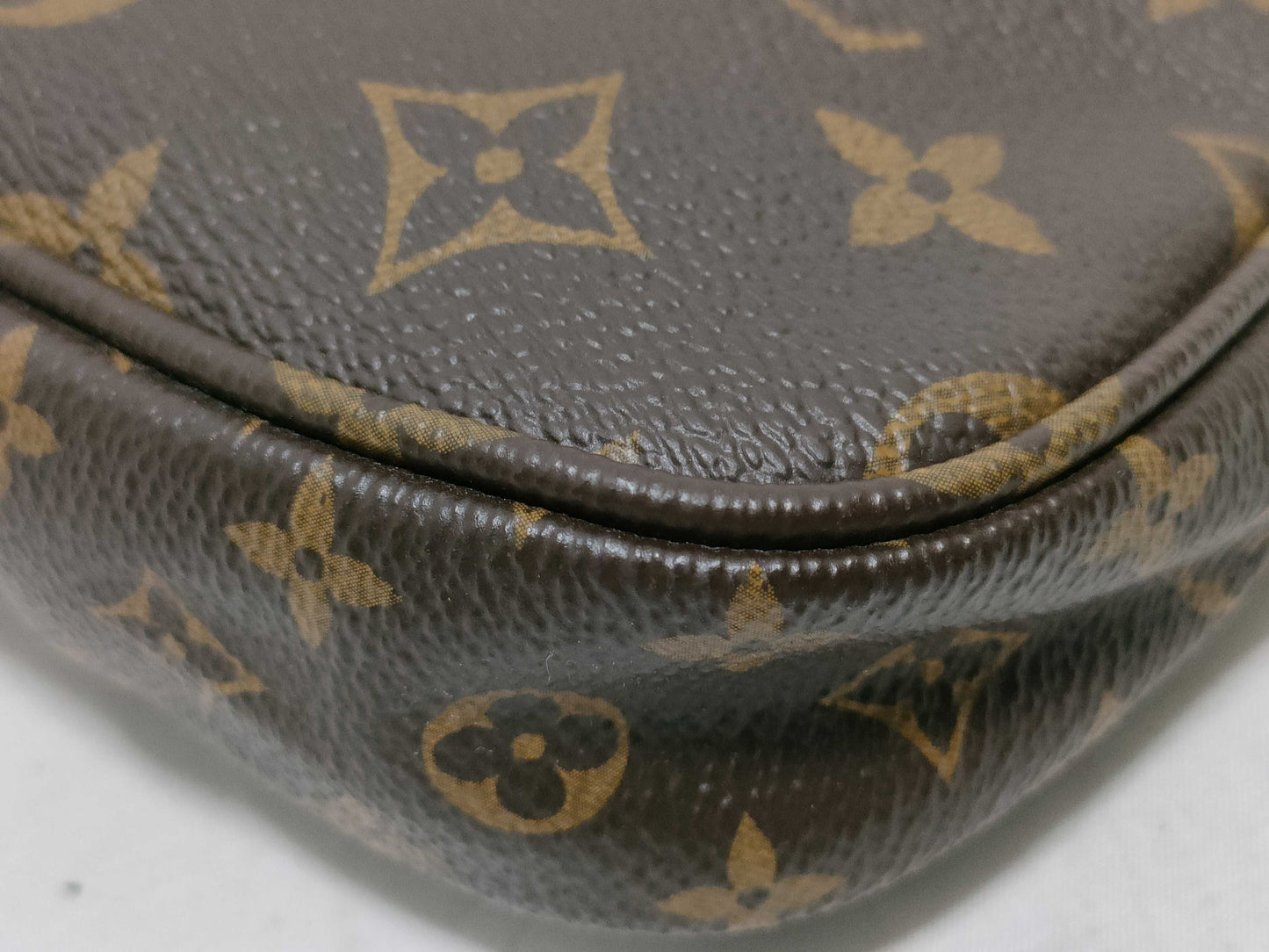 LOUIS VUITTON Monogram Multi Pochette Accessoires Rose Clair Pouch
