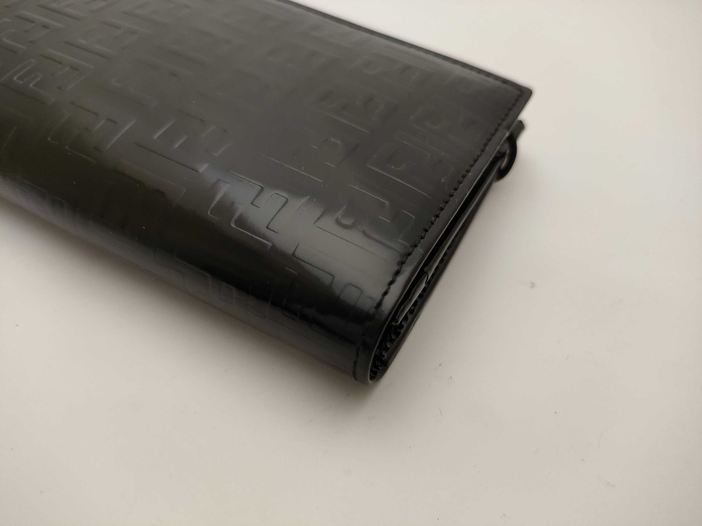 FENDI enamel long wallet