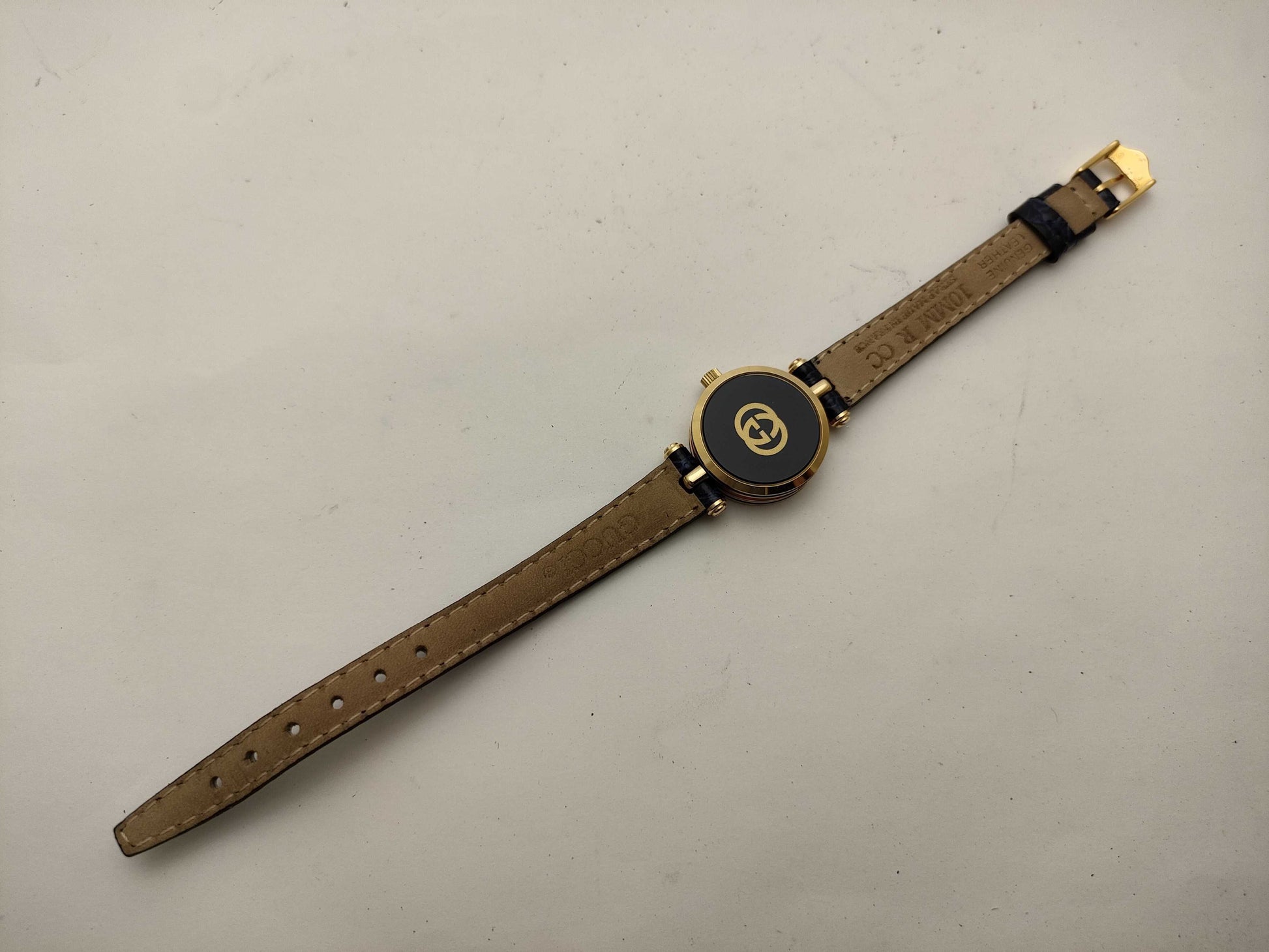 GUCCI 2000L Unworked Women's Watch