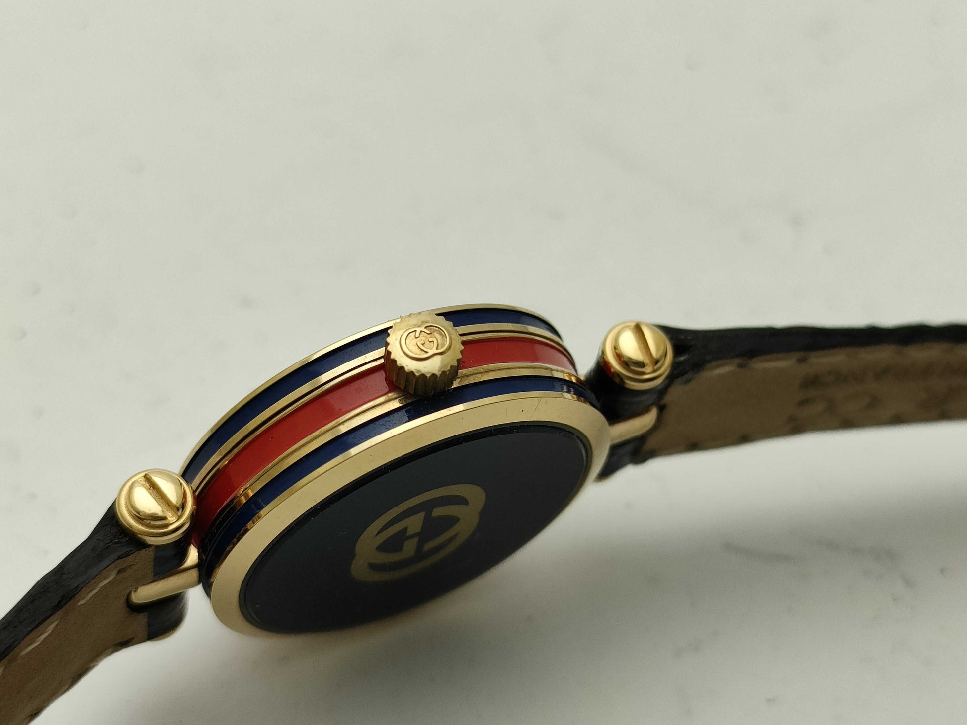 GUCCI 2000L Unworked Women's Watch