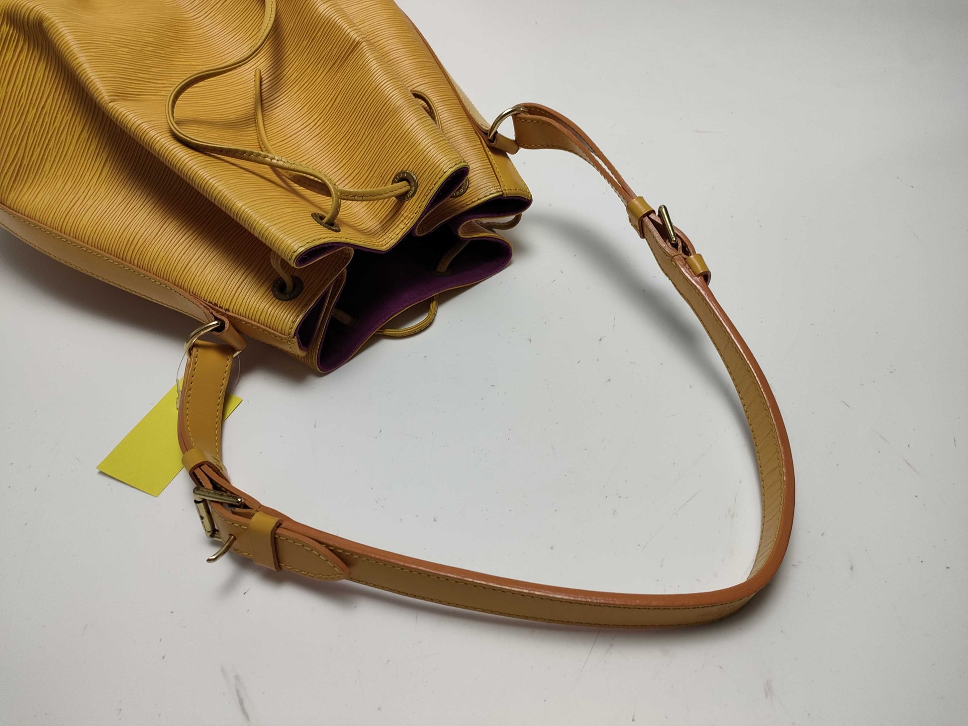 LOUIS VUITTON Epi Noe Shoulder Bag