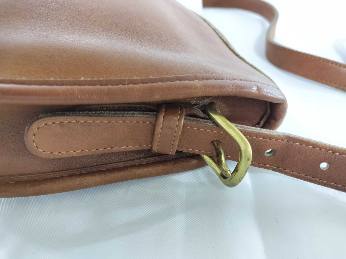 COACH 335 Shoulder Bag