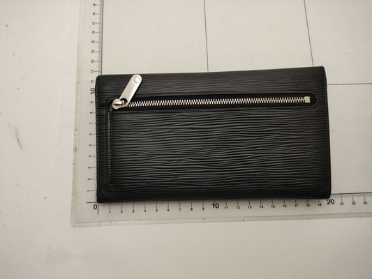 LOUIS VUITTON Epi Portefeuille Eugenie Tri-fold Wallet M63882 Wallet