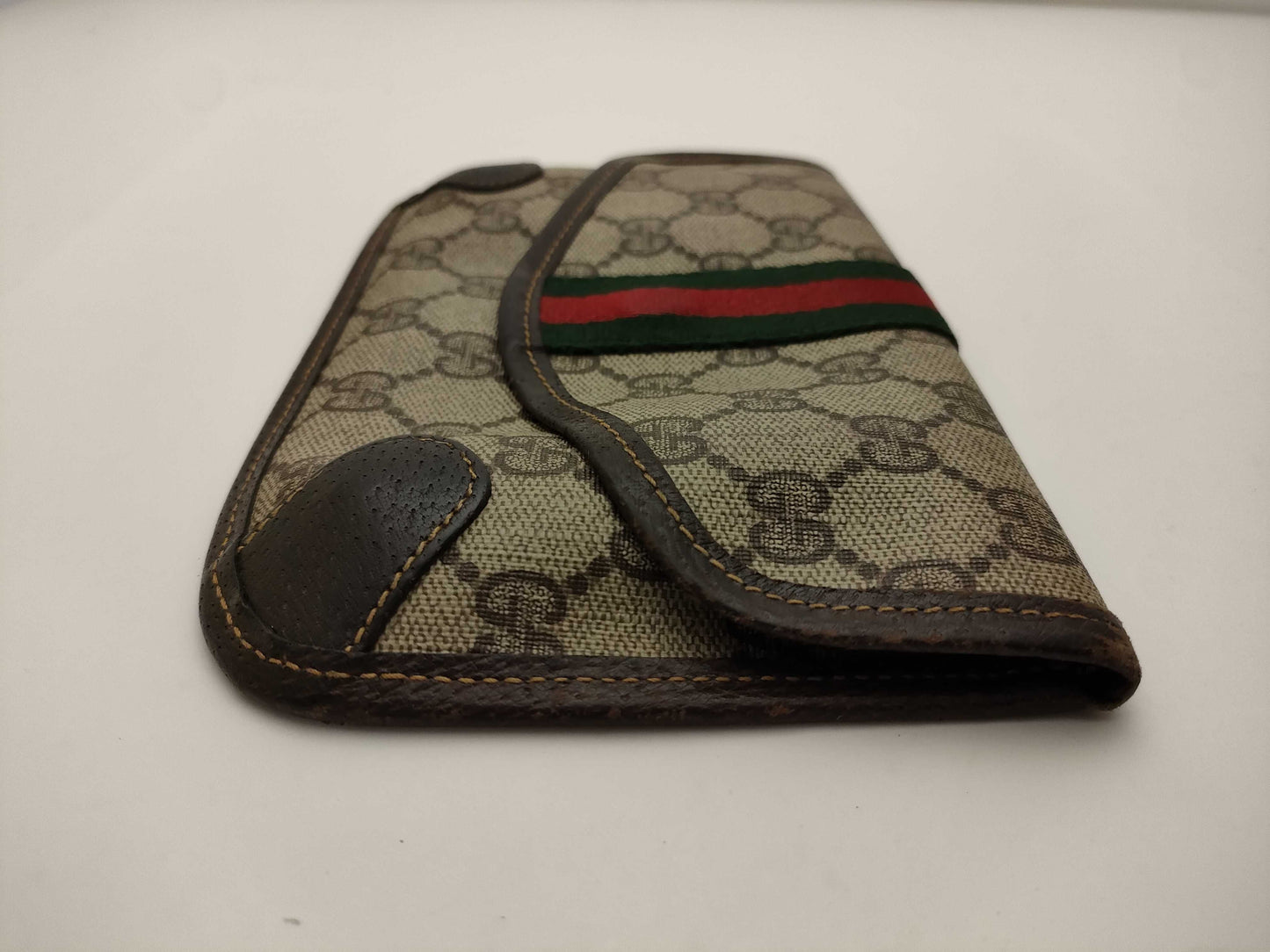 GUCCI Old GG Supreme Sherry Pouch