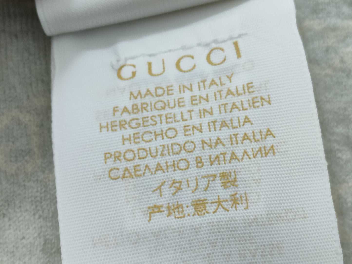 GUCCI Blanket and other accessories