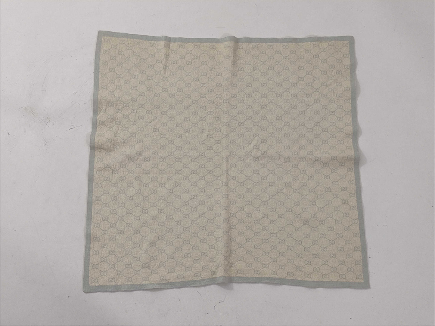GUCCI Blanket and other accessories