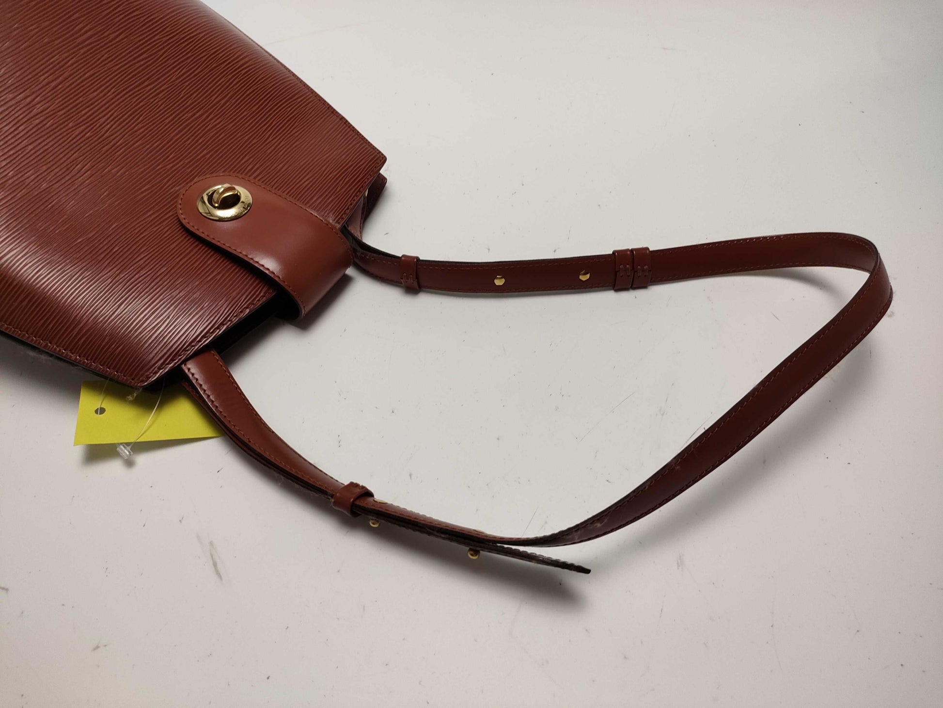 LOUIS VUITTON Epi Cluny Shoulder Bag