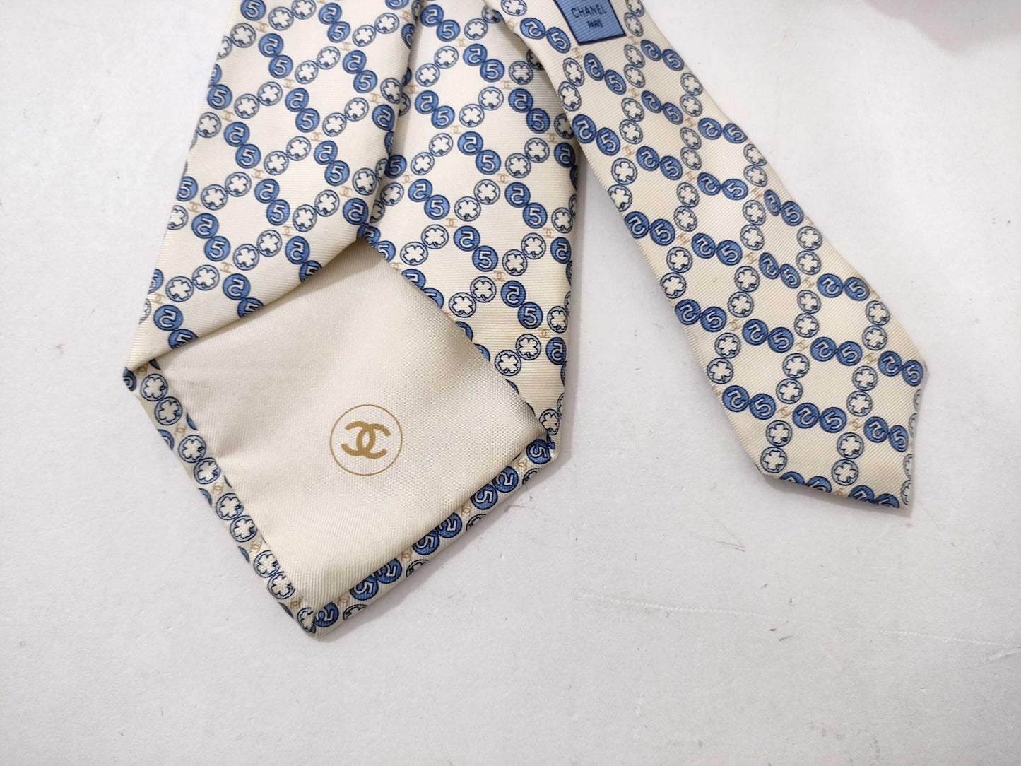 HERMES *4/Chanel *1 Total of 5 Ties