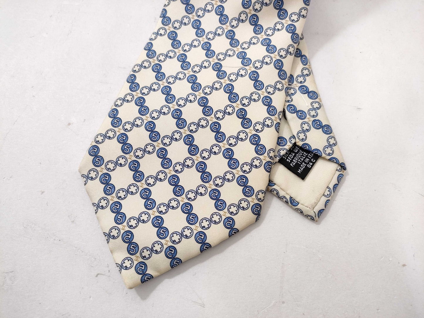 HERMES *4/Chanel *1 Total of 5 Ties