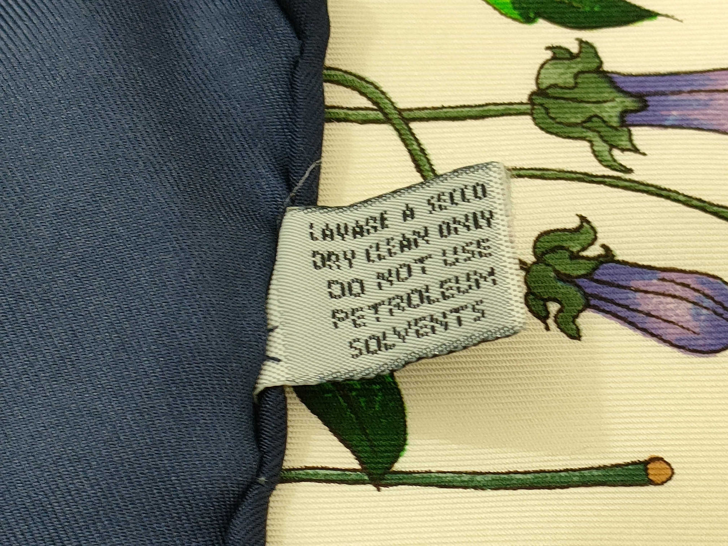 GUCCI Silk Scarf Floral Print Scarf