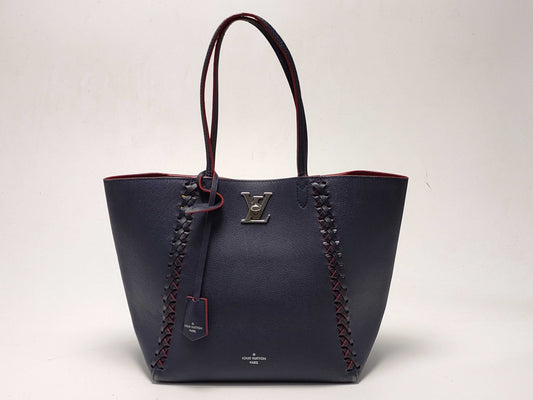 LOUIS VUITTON Lock Me Cover Tote Bag