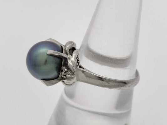 Black South Sea Pearl Ring, approx. 10.6mm diameter, 0.07ct, PT900, 7.1g