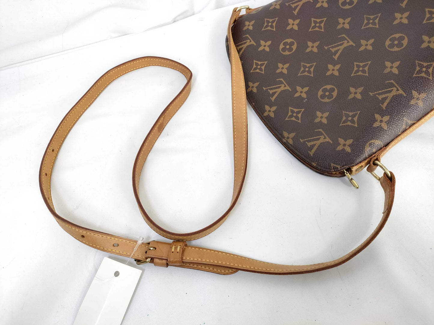 LOUIS VUITTON Monogram M51290 Drouot Shoulder Bag